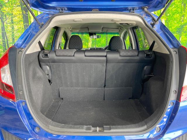 フィット １３Ｇ・Ｌパッケージ　純正ＳＤナビ　バックカメラ　衝突被害軽減システム　禁煙車　スマートキー　ＬＥＤヘッド　ＥＴＣ　オートライト　オートエアコン　Ｂｌｕｅｔｏｏｔｈ　ＣＤ　ＤＶＤ再生　フルセグ（38枚目）