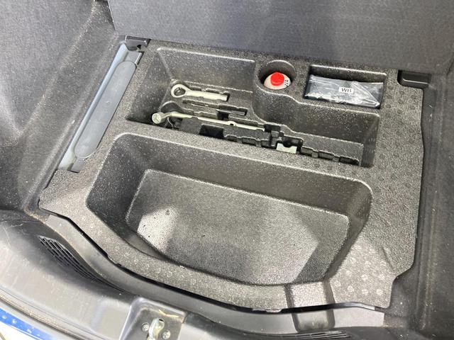 フィット １３Ｇ・Ｌパッケージ　純正ＳＤナビ　バックカメラ　衝突被害軽減システム　禁煙車　スマートキー　ＬＥＤヘッド　ＥＴＣ　オートライト　オートエアコン　Ｂｌｕｅｔｏｏｔｈ　ＣＤ　ＤＶＤ再生　フルセグ（39枚目）