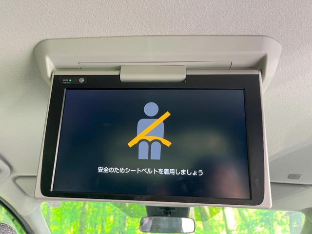 シエンタ ハイブリッドＺ　両側電動ドア　全周囲カメラ　衝突被害軽減システム　レーダークルーズ　禁煙車　コーナーセンサー　ＬＥＤヘッド　ビルトインＥＴＣ　オートハイビーム　車線逸脱警報　オートライト　デュアルエアコン（7枚目）