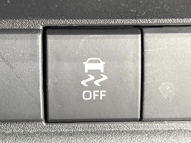 シエンタ ハイブリッドＺ　両側電動ドア　全周囲カメラ　衝突被害軽減システム　レーダークルーズ　禁煙車　コーナーセンサー　ＬＥＤヘッド　ビルトインＥＴＣ　オートハイビーム　車線逸脱警報　オートライト　デュアルエアコン（42枚目）