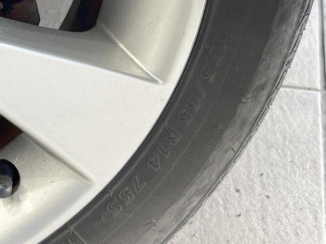 ワゴンＲ ＦＸリミテッド　ＨＤＤナビ　禁煙車　スマートキー　ＥＴＣ　純正１４インチアルミ　オートエアコン　Ｂｌｕｅｔｏｏｔｈ　ＣＤ　ＤＶＤ再生　地デジ（31枚目）