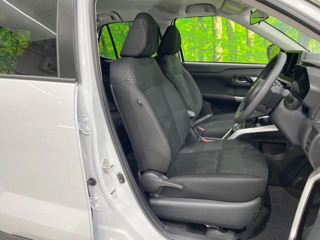 ライズ Ｘ　登録済未使用車　衝突被害軽減システム　コーナーセンサー　スマートキー　ＬＥＤヘッド　オートライト（8枚目）