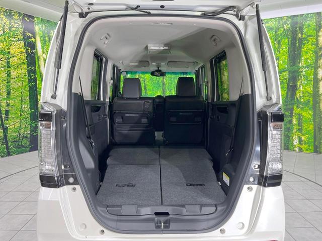 Ｎ－ＢＯＸカスタム Ｇ・ターボＬパッケージ　両側電動ドア　純正ＳＤナビ　後席モニター　バックカメラ　衝突被害軽減システム　禁煙車　ハーフレザーシート　コーナーセンサー　スマートキー　ＨＩＤヘッド　ビルトインＥＴＣ　クルコン（10枚目）