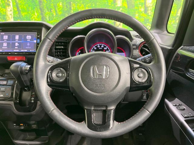 Ｎ－ＢＯＸカスタム Ｇ・ターボＬパッケージ　両側電動ドア　純正ＳＤナビ　後席モニター　バックカメラ　衝突被害軽減システム　禁煙車　ハーフレザーシート　コーナーセンサー　スマートキー　ＨＩＤヘッド　ビルトインＥＴＣ　クルコン（11枚目）