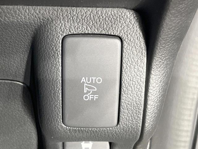 Ｎ－ＢＯＸカスタム Ｇ・ターボＬパッケージ　両側電動ドア　純正ＳＤナビ　後席モニター　バックカメラ　衝突被害軽減システム　禁煙車　ハーフレザーシート　コーナーセンサー　スマートキー　ＨＩＤヘッド　ビルトインＥＴＣ　クルコン（42枚目）