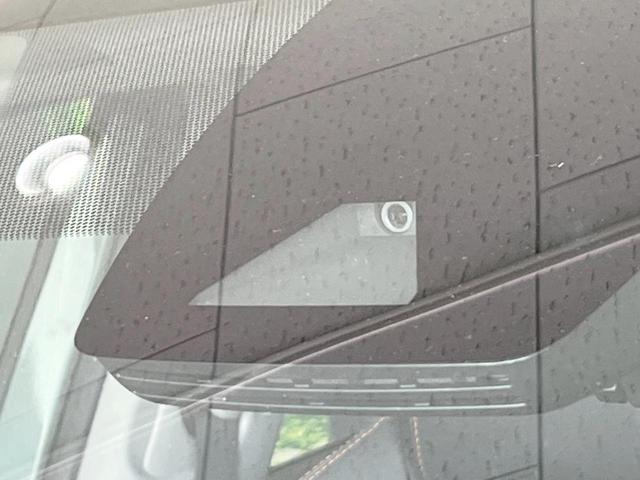 ＲＡＶ４ アドベンチャー　４ＷＤ　ＴＲＤ　純正ナビ機能付きＤＡ　衝突被害軽減システム　レーダークルーズ　バックカメラ　レザー調シート　パワーシート　コーナーセンサー　スマートキー　ＬＥＤヘッド　純正１９インチアルミ（3枚目）