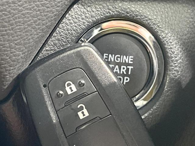 ＲＡＶ４ アドベンチャー　４ＷＤ　ＴＲＤ　純正ナビ機能付きＤＡ　衝突被害軽減システム　レーダークルーズ　バックカメラ　レザー調シート　パワーシート　コーナーセンサー　スマートキー　ＬＥＤヘッド　純正１９インチアルミ（7枚目）