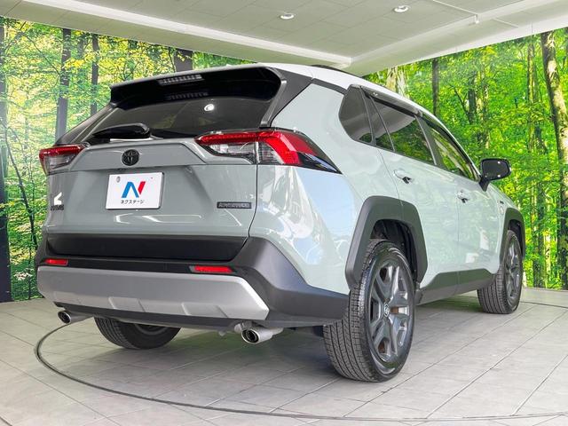 ＲＡＶ４ アドベンチャー　４ＷＤ　ＴＲＤ　純正ナビ機能付きＤＡ　衝突被害軽減システム　レーダークルーズ　バックカメラ　レザー調シート　パワーシート　コーナーセンサー　スマートキー　ＬＥＤヘッド　純正１９インチアルミ（17枚目）