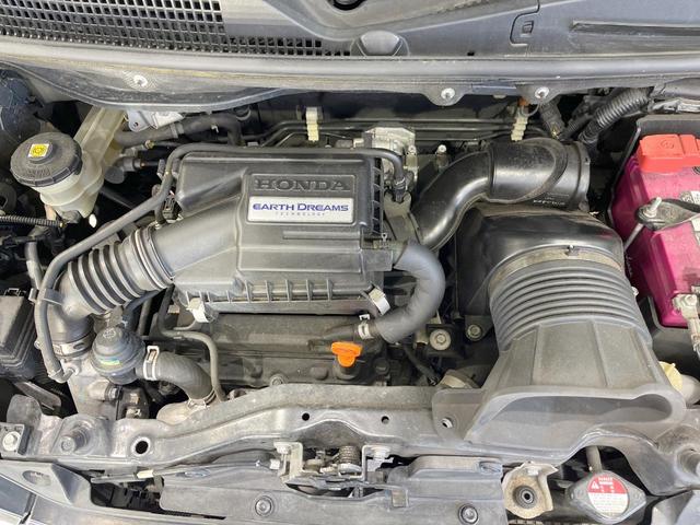 N-BOXカスタム G ターボSSブラックスタイルパッケージ 純正SDナビ 衝突被害軽減システム 両側電動ドア バックカメラ ハーフレザーシート スマートキー HIDヘッド ビルトインETC 純正15インチアルミ オートライト オートエアコン(18枚目)