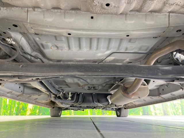 N-BOXカスタム G ターボSSブラックスタイルパッケージ 純正SDナビ 衝突被害軽減システム 両側電動ドア バックカメラ ハーフレザーシート スマートキー HIDヘッド ビルトインETC 純正15インチアルミ オートライト オートエアコン(19枚目)