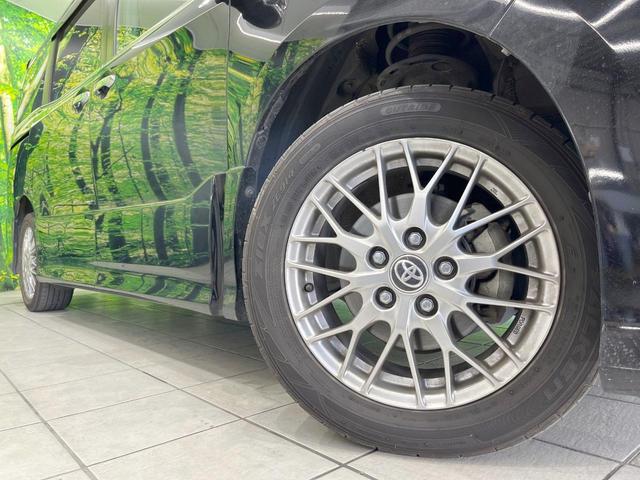 ヴォクシー ハイブリッドＺＳ　煌ＩＩＩ　ナビ　衝突被害軽減システム　両側電動ドア　後席モニター　バックカメラ　ハーフレザーシート　ドラレコ　コーナーセンサー　スマートキー　ＬＥＤヘッド　ナビ連動ＥＴＣ　クルコン　純正１６インチアルミ（14枚目）