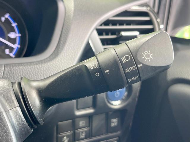 ヴォクシー ハイブリッドＺＳ　煌ＩＩＩ　ナビ　衝突被害軽減システム　両側電動ドア　後席モニター　バックカメラ　ハーフレザーシート　ドラレコ　コーナーセンサー　スマートキー　ＬＥＤヘッド　ナビ連動ＥＴＣ　クルコン　純正１６インチアルミ（39枚目）