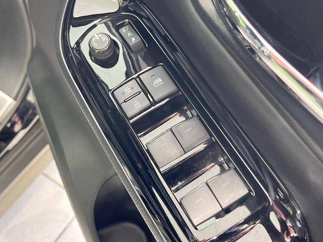 ヴォクシー ハイブリッドＺＳ　煌ＩＩＩ　ナビ　衝突被害軽減システム　両側電動ドア　後席モニター　バックカメラ　ハーフレザーシート　ドラレコ　コーナーセンサー　スマートキー　ＬＥＤヘッド　ナビ連動ＥＴＣ　クルコン　純正１６インチアルミ（52枚目）