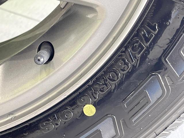 ジムニー ＸＣ　４ＷＤ　純正ナビ　衝突被害軽減システム　バックカメラ　クルコン　コーナーセンサー　スマートキー　ＬＥＤヘッド　ビルトインＥＴＣ　純正１６インチアルミ　車線逸脱警報　オートライト　オートエアコン（25枚目）