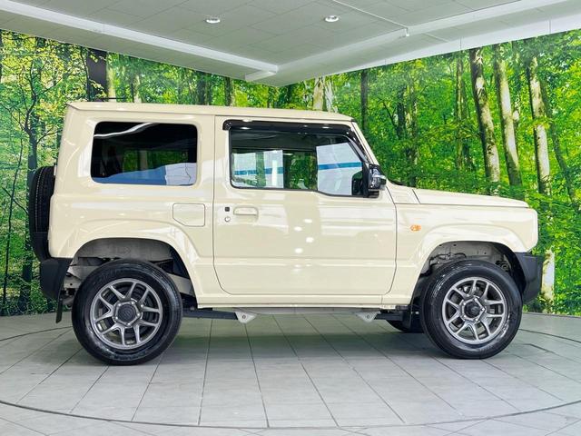 ジムニー ＸＣ　４ＷＤ　純正ナビ　衝突被害軽減システム　バックカメラ　クルコン　コーナーセンサー　スマートキー　ＬＥＤヘッド　ビルトインＥＴＣ　純正１６インチアルミ　車線逸脱警報　オートライト　オートエアコン（30枚目）