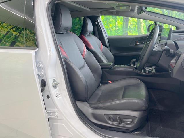 プリウス Ｚ　パノラマルーフ　純正ナビ機能付きＤＡ　衝突被害軽減システム　レーダークルーズ　バックカメラ　スマートキー　ＬＥＤヘッド　ＥＴＣ２．０　電動リアゲート　レザーシート　前席シートエアコン　パワーシート（8枚目）