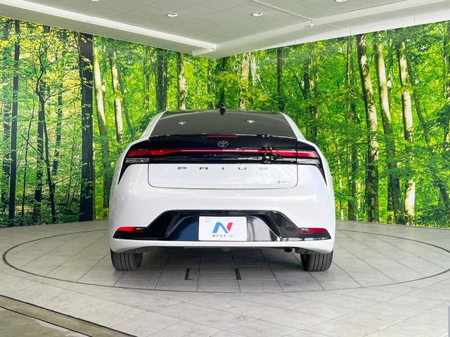 プリウス Ｚ　パノラマルーフ　純正ナビ機能付きＤＡ　衝突被害軽減システム　レーダークルーズ　バックカメラ　スマートキー　ＬＥＤヘッド　ＥＴＣ２．０　電動リアゲート　レザーシート　前席シートエアコン　パワーシート（15枚目）