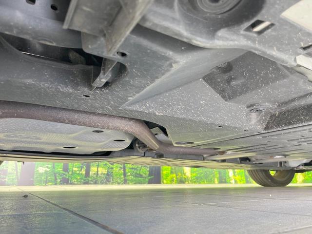 プリウス Ｚ　パノラマルーフ　純正ナビ機能付きＤＡ　衝突被害軽減システム　レーダークルーズ　バックカメラ　スマートキー　ＬＥＤヘッド　ＥＴＣ２．０　電動リアゲート　レザーシート　前席シートエアコン　パワーシート（22枚目）