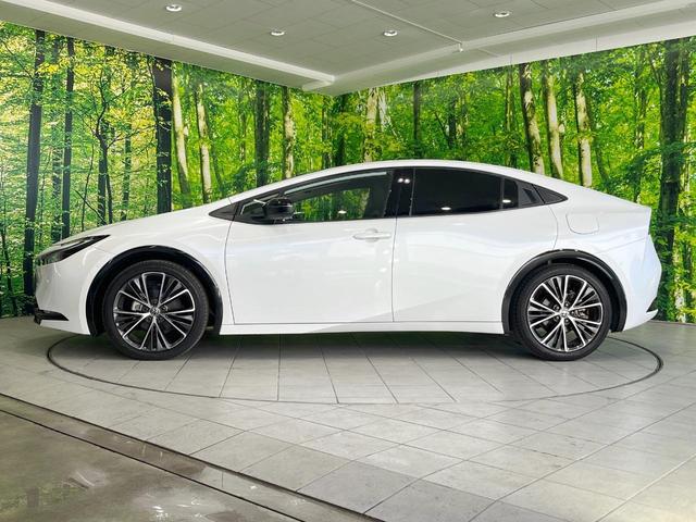 プリウス Ｚ　パノラマルーフ　純正ナビ機能付きＤＡ　衝突被害軽減システム　レーダークルーズ　バックカメラ　スマートキー　ＬＥＤヘッド　ＥＴＣ２．０　電動リアゲート　レザーシート　前席シートエアコン　パワーシート（28枚目）