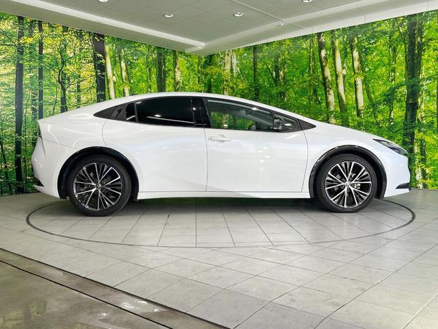 プリウス Ｚ　パノラマルーフ　純正ナビ機能付きＤＡ　衝突被害軽減システム　レーダークルーズ　バックカメラ　スマートキー　ＬＥＤヘッド　ＥＴＣ２．０　電動リアゲート　レザーシート　前席シートエアコン　パワーシート（30枚目）