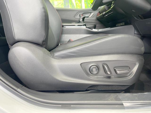 プリウス Ｚ　パノラマルーフ　純正ナビ機能付きＤＡ　衝突被害軽減システム　レーダークルーズ　バックカメラ　スマートキー　ＬＥＤヘッド　ＥＴＣ２．０　電動リアゲート　レザーシート　前席シートエアコン　パワーシート（55枚目）