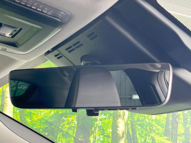 プリウス Ｚ　パノラマルーフ　純正ナビ機能付きＤＡ　衝突被害軽減システム　レーダークルーズ　バックカメラ　スマートキー　ＬＥＤヘッド　ＥＴＣ２．０　電動リアゲート　レザーシート　前席シートエアコン　パワーシート（61枚目）