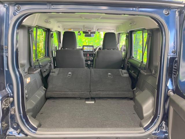 ���i�̂���������ʋ΁A���}���ɏ\���ȉ׎��X�y�[�X���m�ۂ��Ă���܂��B�Z�J���h�V�[�g��|���ƁA�傫�ȉו��̐ύڂ��\�ł���