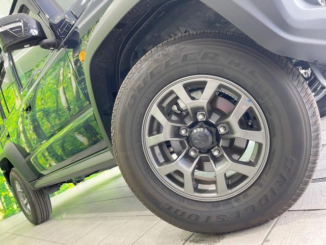 �y�����I�v�V�����P�T�C���`�A���~�z�C�[���z�����I�v�V�����z�C�[���𑕒��B���s���\�̌���ɉ����A�O�ς����X�^�C���b�V���ɂȂ��Ă��܂��B