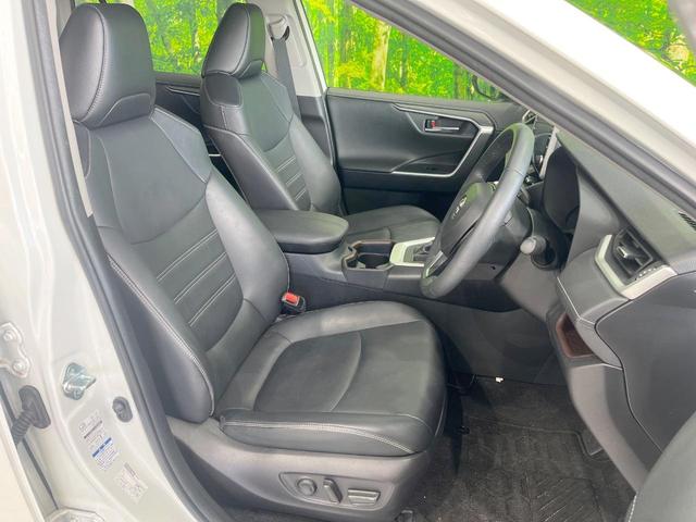 ＲＡＶ４ Ｇ　４ＷＤ　全周囲カメラ　衝突被害軽減システム　レーダークルーズ　全席シートヒーター　パワーシート　ドラレコ　コーナーセンサー　スマートキー　ＬＥＤヘッド　ビルトインＥＴＣ　純正１８インチアルミ（8枚目）