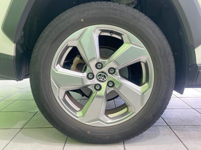 ＲＡＶ４ Ｇ　４ＷＤ　全周囲カメラ　衝突被害軽減システム　レーダークルーズ　全席シートヒーター　パワーシート　ドラレコ　コーナーセンサー　スマートキー　ＬＥＤヘッド　ビルトインＥＴＣ　純正１８インチアルミ（26枚目）