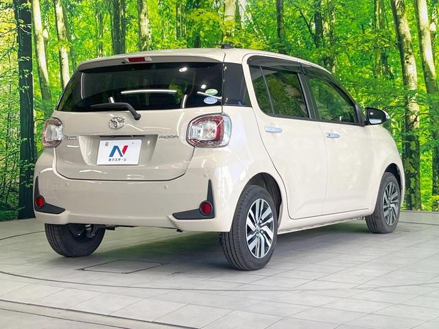 パッソ モーダ　チャーム　ＳＤナビ　衝突被害軽減システム　全周囲カメラ　ハーフレザーシート　コーナーセンサー　スマートキー　ＬＥＤヘッド　１００Ｖ電源　ビルトインＥＴＣ　純正１４インチアルミ　オートハイビーム（16枚目）