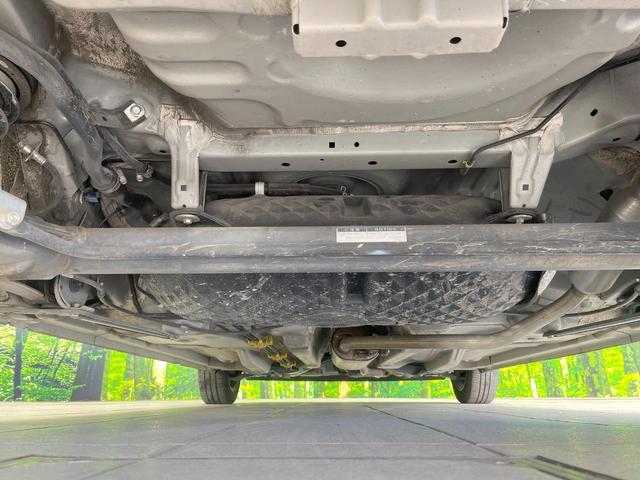 パッソ モーダ　チャーム　ＳＤナビ　衝突被害軽減システム　全周囲カメラ　ハーフレザーシート　コーナーセンサー　スマートキー　ＬＥＤヘッド　１００Ｖ電源　ビルトインＥＴＣ　純正１４インチアルミ　オートハイビーム（19枚目）