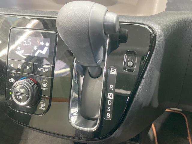 パッソ モーダ　チャーム　ＳＤナビ　衝突被害軽減システム　全周囲カメラ　ハーフレザーシート　コーナーセンサー　スマートキー　ＬＥＤヘッド　１００Ｖ電源　ビルトインＥＴＣ　純正１４インチアルミ　オートハイビーム（45枚目）