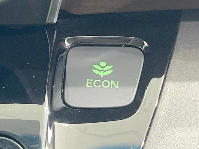 フリードハイブリッド ハイブリッド・Ｇホンダセンシング　両側電動ドア　純正ＳＤナビ　バックカメラ　衝突被害軽減システム　禁煙車　スマートキー　ＬＥＤヘッド　ビルトインＥＴＣ　車線逸脱警報　オートライト　オートエアコン　Ｂｌｕｅｔｏｏｔｈ　ＣＤ　ＤＶＤ再生（51枚目）