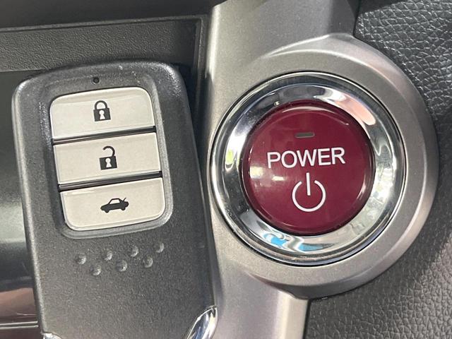 �y�g���������X�}�[�g�L�[�z�J�o����|�P�b�g�ɓ��ꂽ�܂܂ł��h�A�̎{���E�������\�ȃX�}�[�g�L�[�𑕔��B�G���W���̃I���E�I�t�����J�M�����o���K�v����������Ƃ��Ă��֗��ł���