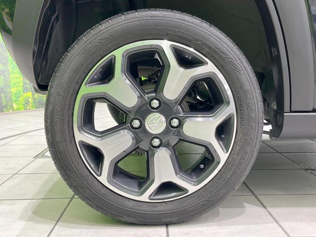 �y�����P�T�C���`�A���~�z�C�[���z�O�ςɃ}�b�`���������A���~�z�C�[���𑕒����Ă���܂��B�e��ЊO�A���~�z�C�[����A�X�^�b�h���X�^�C�����戵�����Ă���܂��B���񂲑��k����������