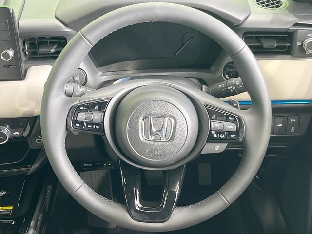 �y�����v�����X�e�A�����O�z�㎿�Ȋv���g�p���邱�ƂŁA��ɂ����������݂ƂĂ��^�]���₷���n���h���ł���