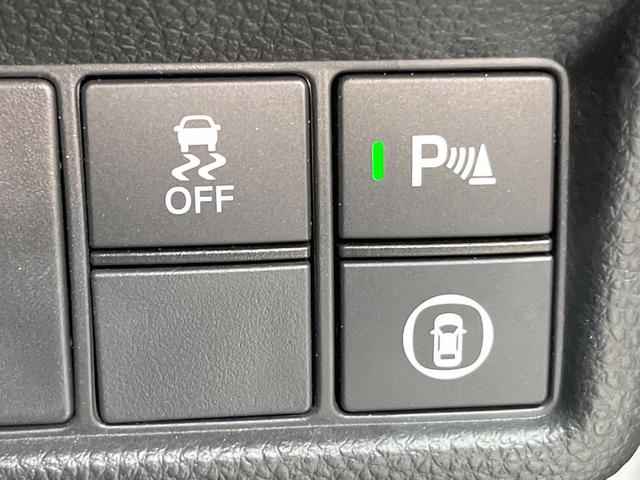 シビック ＥＸ　純正ナビ　衝突被害軽減システム　レーダークルーズ　バックカメラ　ドラレコ　スマートキー　ＬＥＤヘッド　ＥＴＣ２．０　ハーフレザーシート　純正１８インチアルミ　車線逸脱警報　オートライト　オートエアコン（44枚目）