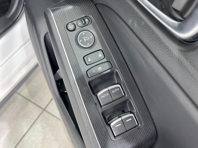 シビック ＥＸ　純正ナビ　衝突被害軽減システム　レーダークルーズ　バックカメラ　ドラレコ　スマートキー　ＬＥＤヘッド　ＥＴＣ２．０　ハーフレザーシート　純正１８インチアルミ　車線逸脱警報　オートライト　オートエアコン（46枚目）