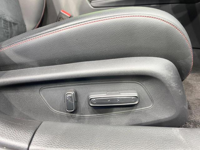 シビック ＥＸ　純正ナビ　衝突被害軽減システム　レーダークルーズ　バックカメラ　ドラレコ　スマートキー　ＬＥＤヘッド　ＥＴＣ２．０　ハーフレザーシート　純正１８インチアルミ　車線逸脱警報　オートライト　オートエアコン（47枚目）