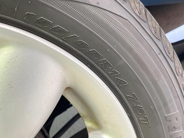 モコ Ｇ　禁煙車　スマートキー　ビルトインＥＴＣ　純正１４インチアルミ　オートエアコン　純正革巻きステアリング　ＣＤ　電動格納ミラー　パワーウィンドウ　パワーステアリング　トラクションコントロール（25枚目）