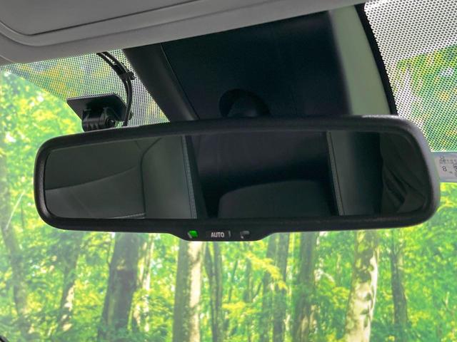 ＲＡＶ４ Ｇ　４ＷＤ　サイド・バックカメラ　衝突被害軽減システム　レーダークルーズ　禁煙車　電動リアゲート　前席シートエアコン　パワーシート　ドラレコ　コーナーセンサー　スマートキー　ＬＥＤヘッド　ＥＴＣ２．０（48枚目）