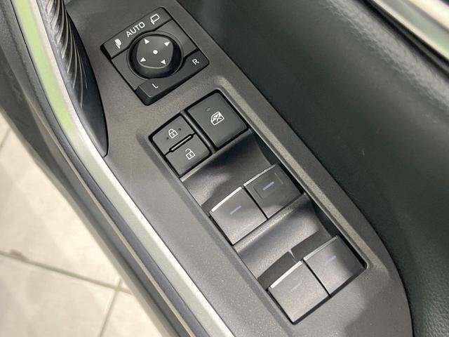 ＲＡＶ４ Ｇ　４ＷＤ　サイド・バックカメラ　衝突被害軽減システム　レーダークルーズ　禁煙車　電動リアゲート　前席シートエアコン　パワーシート　ドラレコ　コーナーセンサー　スマートキー　ＬＥＤヘッド　ＥＴＣ２．０（53枚目）