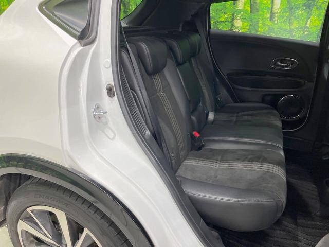 ヴェゼル ハイブリッドＲＳ・ホンダセンシング　純正ＳＤナビ　衝突被害軽減システム　レーダークルーズ　バックカメラ　ドラレコ　スマートキー　ＬＥＤヘッド　ハーフレザーシート　ビルトインＥＴＣ　純正１８インチアルミ　車線逸脱警報　オートライト（9枚目）