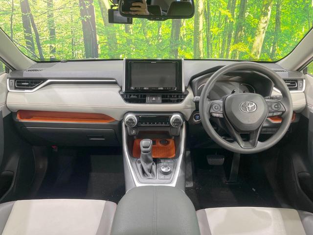 ＲＡＶ４ アドベンチャー　４ＷＤ　ＳＤナビ　バックカメラ　衝突被害軽減システム　禁煙車　パワーシート　コーナーセンサー　スマートキー　ＬＥＤヘッド　ビルトインＥＴＣ　クルコン　純正１９インチアルミ　オートライト（2枚目）