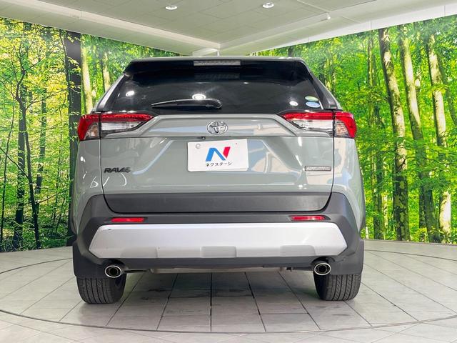 ＲＡＶ４ アドベンチャー　４ＷＤ　ＳＤナビ　バックカメラ　衝突被害軽減システム　禁煙車　パワーシート　コーナーセンサー　スマートキー　ＬＥＤヘッド　ビルトインＥＴＣ　クルコン　純正１９インチアルミ　オートライト（15枚目）