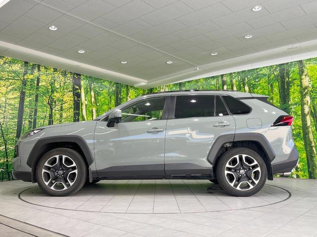 ＲＡＶ４ アドベンチャー　４ＷＤ　ＳＤナビ　バックカメラ　衝突被害軽減システム　禁煙車　パワーシート　コーナーセンサー　スマートキー　ＬＥＤヘッド　ビルトインＥＴＣ　クルコン　純正１９インチアルミ　オートライト（22枚目）