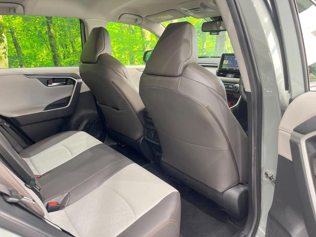 ＲＡＶ４ アドベンチャー　４ＷＤ　ＳＤナビ　バックカメラ　衝突被害軽減システム　禁煙車　パワーシート　コーナーセンサー　スマートキー　ＬＥＤヘッド　ビルトインＥＴＣ　クルコン　純正１９インチアルミ　オートライト（50枚目）