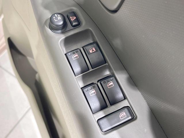 タント Ｇ　電動スライドドア　禁煙車　スマートキー　純正１４インチアルミ　オートエアコン　ＣＤ（7枚目）