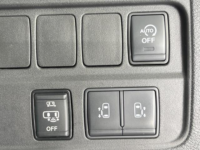 セレナ ハイウェイスターＶ　両側電動ドア　純正ＳＤナビ　後席モニター　全周囲カメラ　衝突被害軽減システム　レーダークルーズ　禁煙車　ドラレコ　コーナーセンサー　スマートキー　ＬＥＤヘッド　ビルトインＥＴＣ　純正１６インチアルミ（7枚目）